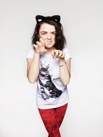 maisie-williams-for-tk-maxx-and-red-nose-day-2017_1.jpg