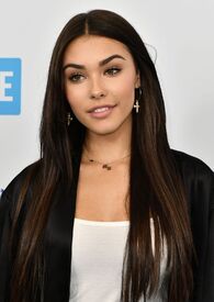 madison-beer-at-we-day-cocktail-in-los-angeles-04-26-2017_6.jpg