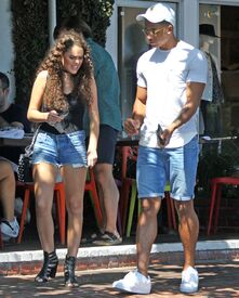 madison-pettis-at-fred-segak-s-in-west-hollywood-07-27-2016_10.jpg