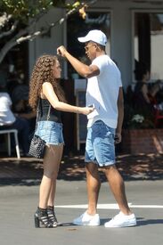 madison-pettis-at-fred-segak-s-in-west-hollywood-07-27-2016_7.jpg