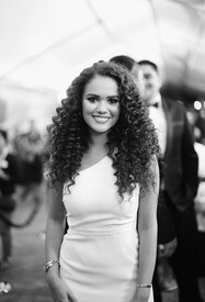 Madison Pettis World Premiere Disney Moana 3eatdWTsvFCl.jpg