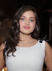 odeya-rush-dior-lady-art-los-angeles-pop-up-boutique-opening-event-12-6-2016-2.jpg