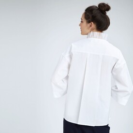 white-victorian-neck-shirt_4.jpg