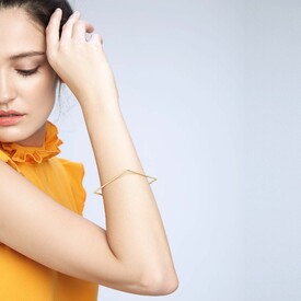 gold-matte-square-bangle_1.jpg