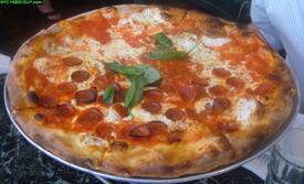 angelos-pizza-57th-and-6th-001.jpg