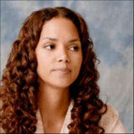 Halle_Berry_Armando_Gallo_portraits_18.jpg