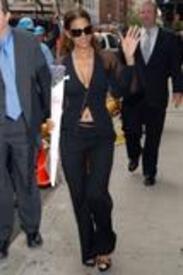 MTV_TRL_With_Halle_Berry_27.jpg