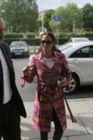 Halle_Berry_out_and_about_in_Berlin_02.jpg