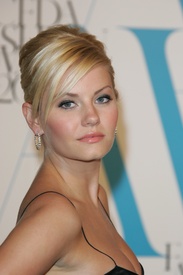 elisha_cuthbert-cfda07_2567.jpg