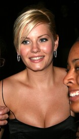 elisha_cuthbert-cfda07_5680.jpg