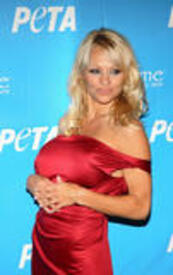 th_Celebutopia-Pamela_Anderson-PETA_Hosts_Pamela_Anderson82s_40th_Birthday-03.jpg