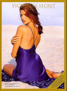 78871_Stephanie_Seymour_113_122_1192lo.jpg