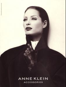 Christy_Turlington_579x768_45kb_media_237_media_0241.jpg