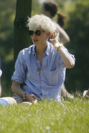 Celebrity_City_tlfan_Agyness_Deyn_9550.jpg