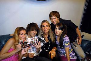 65950_Fans_3328_123_942lo.jpg