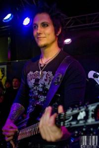synyster__large_msg_119837774495__large_msg_12055402588.jpg