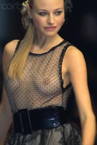 zavialova_2000.jpg