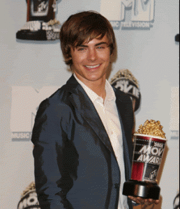 Zac_mtvmovieawards1.gif