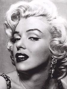 Marilyn_Monroe__624_.jpg