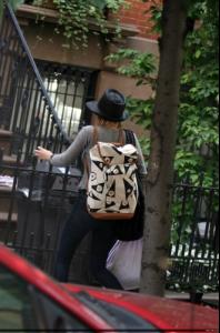 0625___Ashley_arriving_at_her_house_in_West_Village_in_NYC.jpg