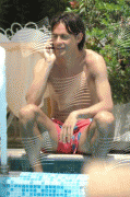 th_12a1748140598.gif