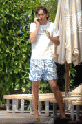th_035acf8140741.gif