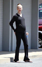 nicole-kidman-bump-678-12.jpg