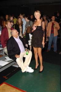 93021_celebrity_city_Carolyn_Murphy_148_123_575lo.JPG