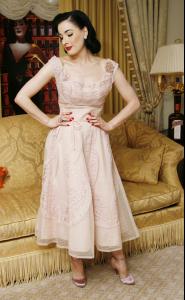 dita_von_teese_cointreau_4228_6.jpg