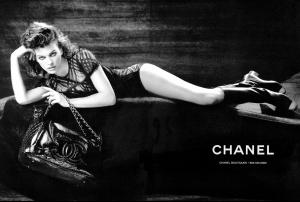 milla_jovovich_chanel06.jpg