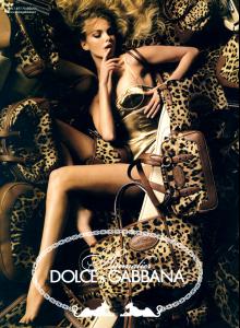 80859_caroline_trentini_d_g_06_122_1075lo.jpg