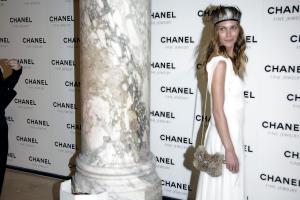 84775_Erin_Wasson_Chanel_Night_of_Diamonds_006_123_374lo.JPG