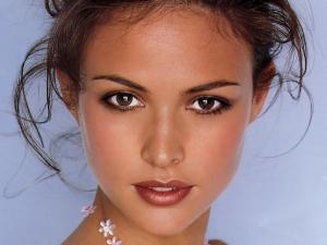 Josie_Maran_0014.jpg