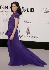 66451_dita_von_teese_07_122_97lo.jpg