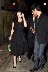 16790_Twitchy_DitaVonTeese_0508CannesVillage04_122_862lo.jpg