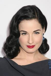 Celebrity_City_Dita_von_Teese_007_003.jpg