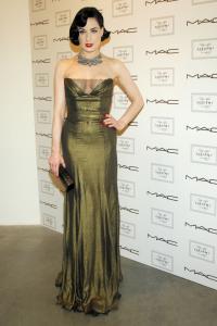 56158_celebrity_city_Dita_von_Teese_022_122_171lo.JPG