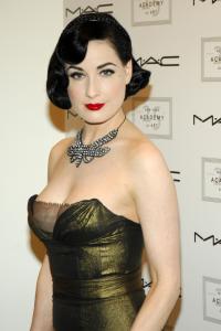56177_celebrity_city_Dita_von_Teese_026_122_1103lo.JPG