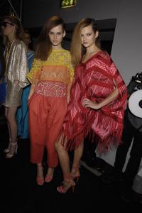 bette_Emilio_Pucci_Spring_2008_Backstage5.jpg