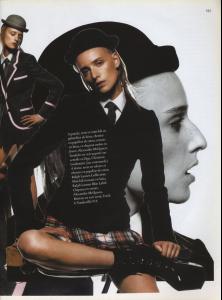 ann_Vogue_Paris_Oct_2002_tfs__AT95.jpg
