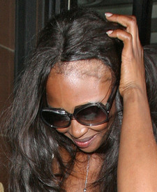 Leaving_Cipriani_restaurant_in_Mayfair_15.jpg