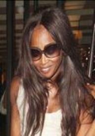 Naomi_Campbell_leaving_Cipriani_restaurant_in_Mayfair_11.jpg