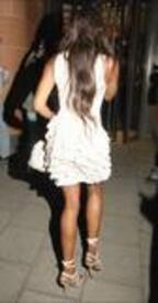 Naomi_Campbell_leaving_Cipriani_restaurant_in_Mayfair_14.jpg