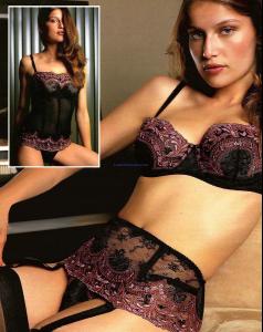 Laetitia_Casta_Victoria_s_Secret_Lingerie__28219_29.jpg