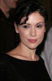 alyssa_milano_2004Ray1.jpg