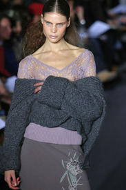 Adina_Fohlin-fall2004catherinemelandrino-02.jpg