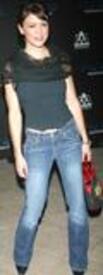 alyssa_milano_2002_Playstation2_5.jpg