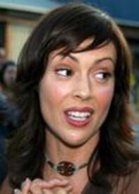 alyssa_milano_2002_SouthAfrica2.jpg