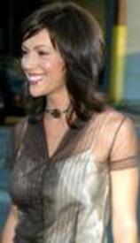 alyssa_milano_2002_SouthAfrica5.jpg