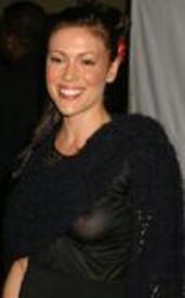 alyssa_milano_2002_UsherBirPar2.jpg